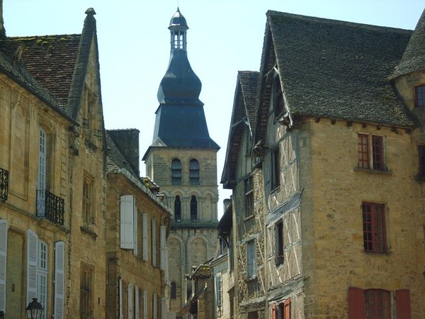Découvrir le camping à Sarlat-la-Canéda