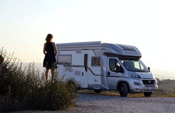 Trouvez les meilleurs équipements pour camping-car à petit prix