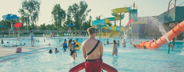 Les meilleurs campings en Gironde avec parc aquatique pour des vacances inoubliables