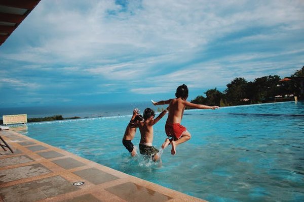 Vacances en campings à Urrugne avec piscine!